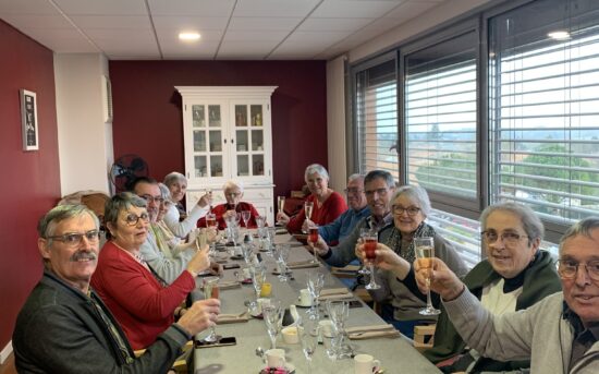 Repas Villa les Varennes 86130 Saint Georges Les Baillargeaux